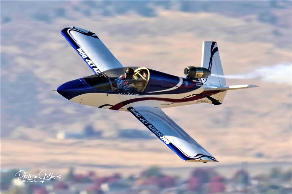 Le Mini Jet Airshows