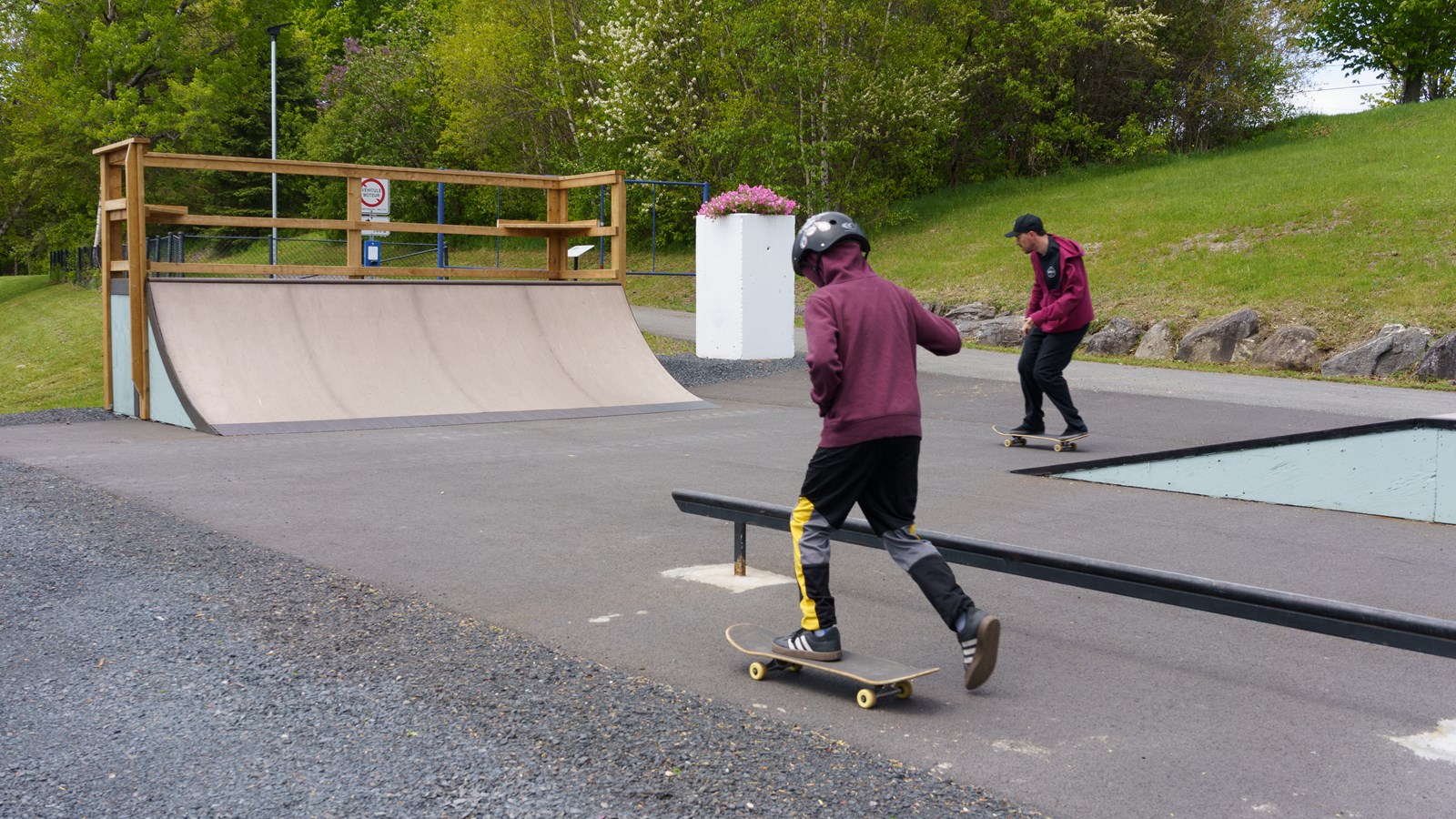 Les jeunes de Saint-Benoit-Labre profitent désormais de leur nouveau skatepark