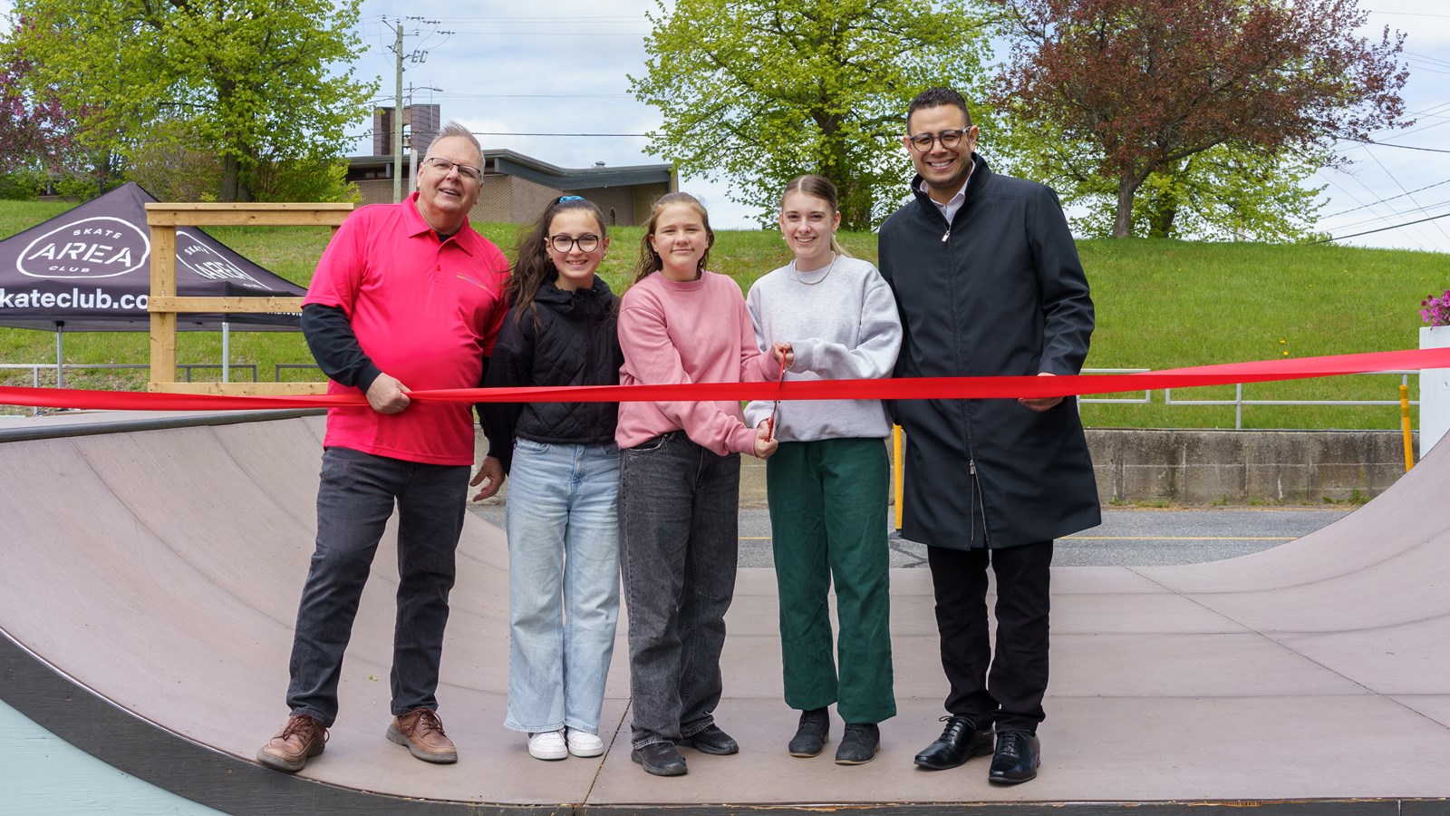 Les jeunes de Saint-Benoit-Labre profitent désormais de leur nouveau skatepark