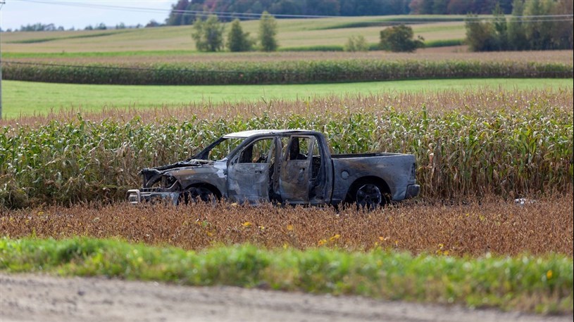 La camionnette dans laquelle les restes calcinés de Karine Bélanger ont été retrouvés le 25 septembre 2022.