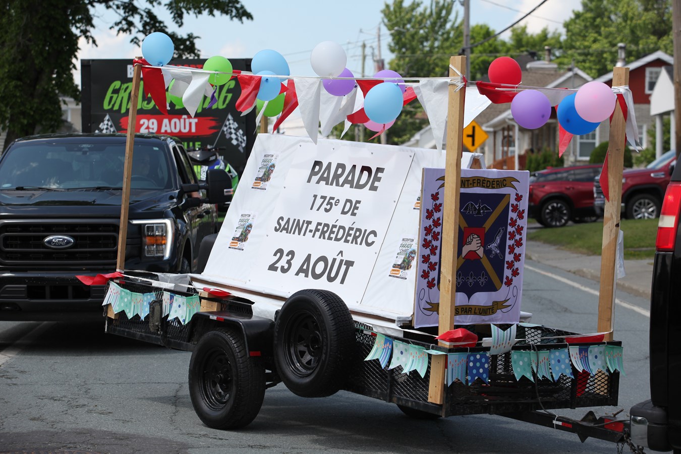 La parade du 20e des loisirs anime Saint-Jules