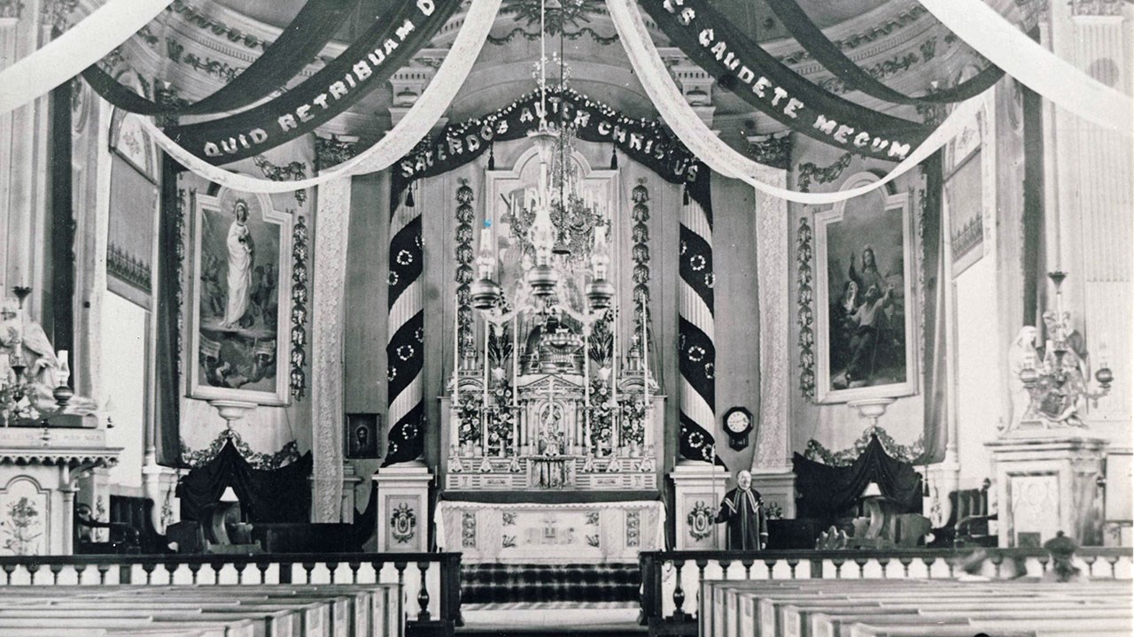 4-11d-Église-1re-Interieur-2e-eglise-1895---Fds-Duval-Rachel-copie.jpg