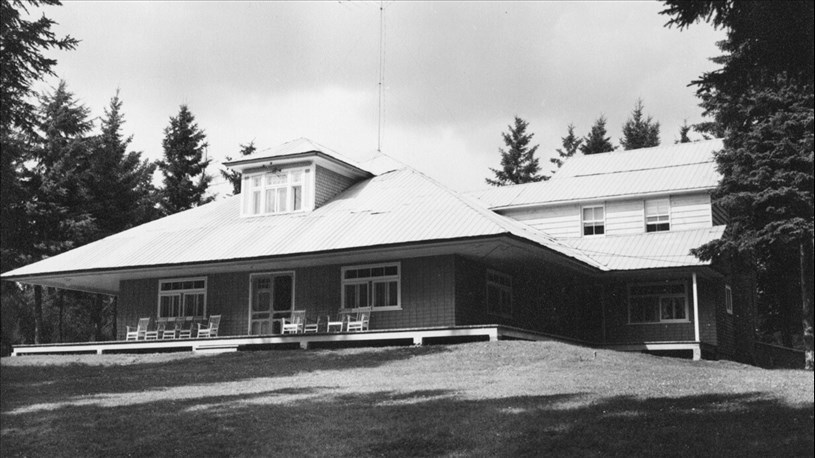 À l'origine, c'est l'homme d'affaires Beloni Poulin qui avait fait aménager le site pour sa famille dans les années 1920. Photo datant de 1966.