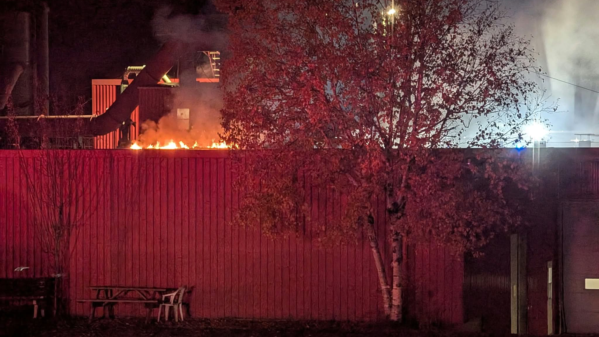 Un violent incendie en cours dans l’usine Boccam