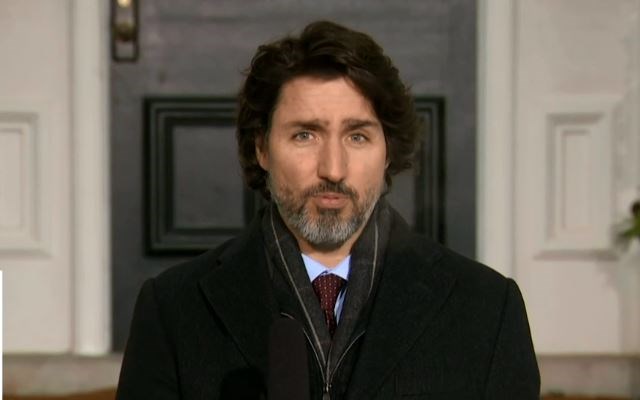 Livraison des vaccins : Justin Trudeau tente encore de se faire rassurant