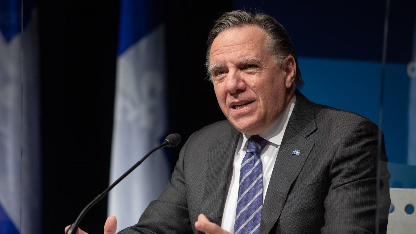 Vaccination: Québec transfèrera près de 20 000 doses en région