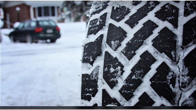 La SQ signale que l'adaptation aux conditions de route est obligatoire