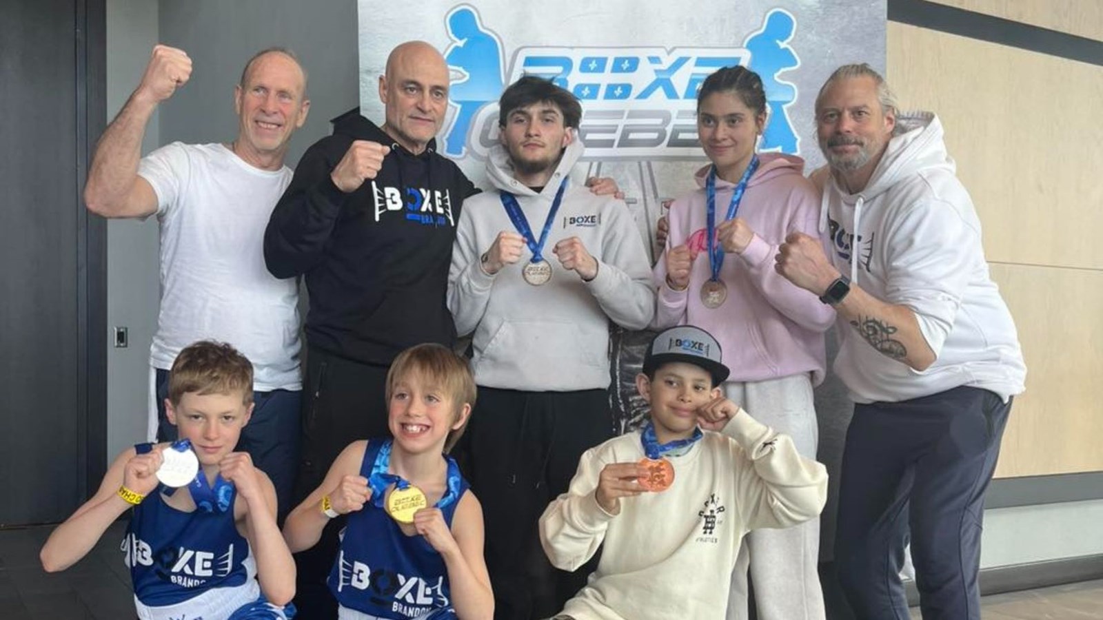 Les athlètes du Club de Boxe Brandon brillent aux Gants de Bronze 2025
