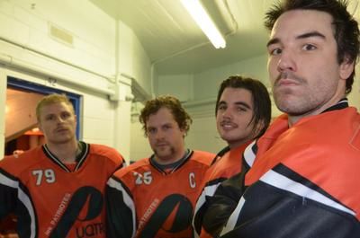 Les moustaches ont la cote