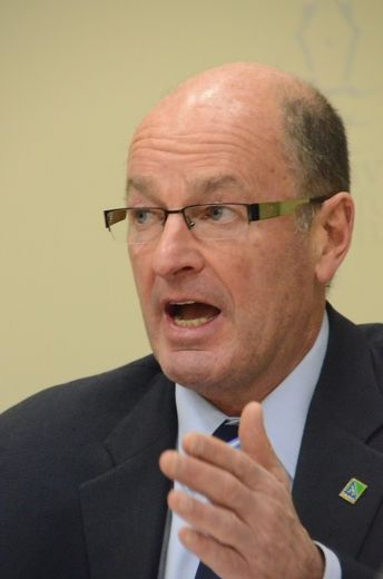 Yves Lévesque appelle au renversement du gouvernement