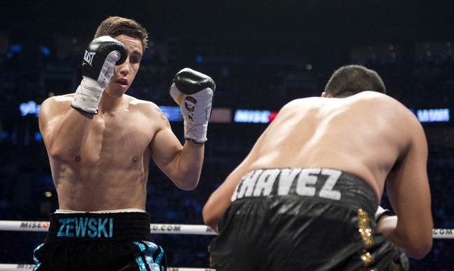 Zewski se frottera à Hoskins