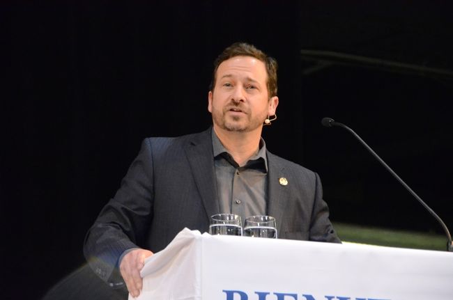 Projet à Bécancour : accueil glacial du ministre Blanchet