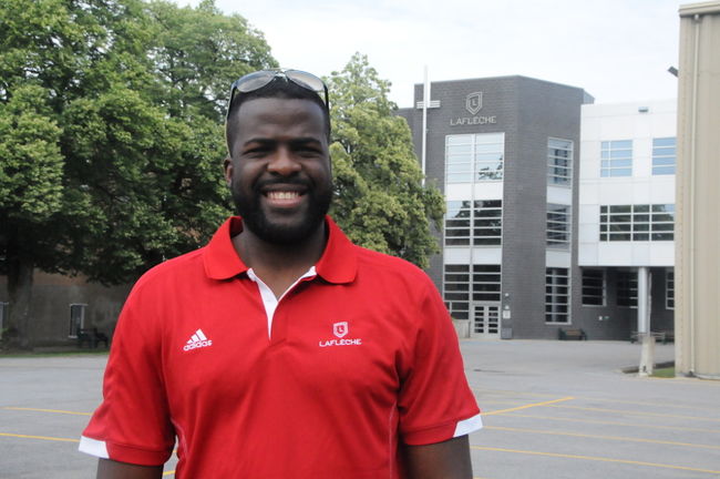 Michel Ndebi à la tête de la nouvelle équipe de soccer du Collège Laflèche