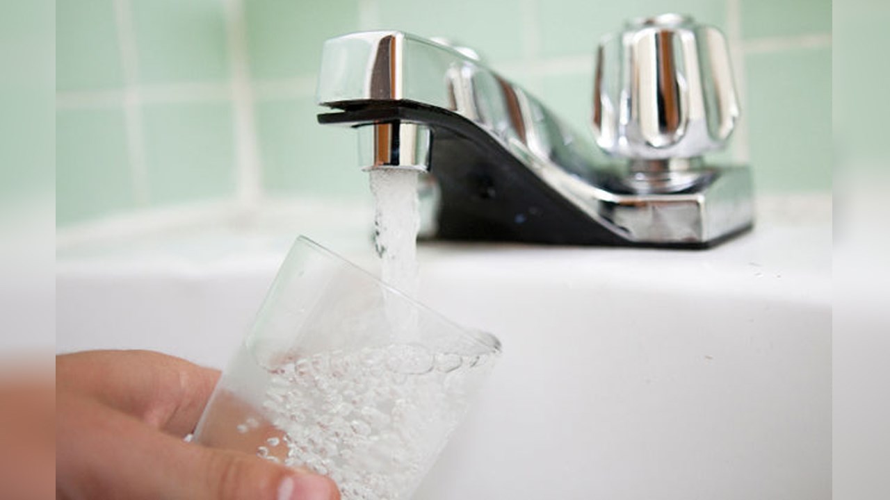 OPINION | Le projet de fluoration de l'eau potable mit sur la glace