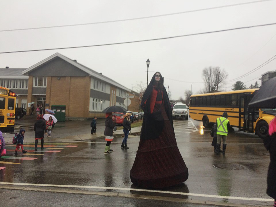 En incitant à la prudence, la Ville de Bécancour invite donc ses citoyens à suivre ces normes s’ils veulent participer et souligner l’Halloween.