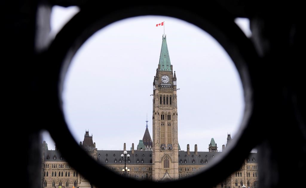 Ottawa met de côté 3 G $ pour des règlements à l'amiable avec les Autochtones