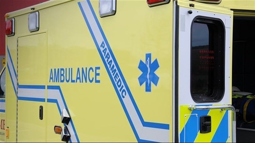 L’état du conducteur est stable et a été conduit au centre hospitalier à la suite de l’accident.