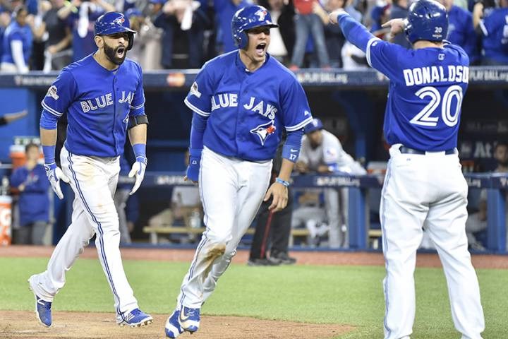 Les Blue Jays l'emportent dans un match complètement fou 