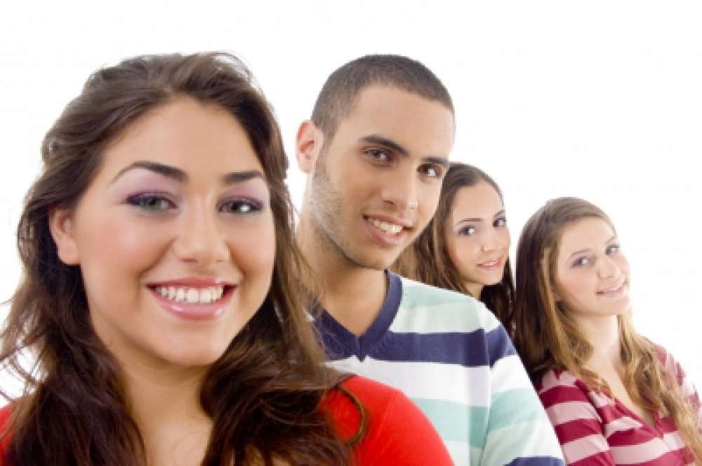 Les jeunes Canadiens peuvent postuler dès aujourd’hui pour un emploi d’été