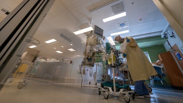 Baisse de 5,9 millions d'heures dans le réseau de la santé: où sont-elles coupées?