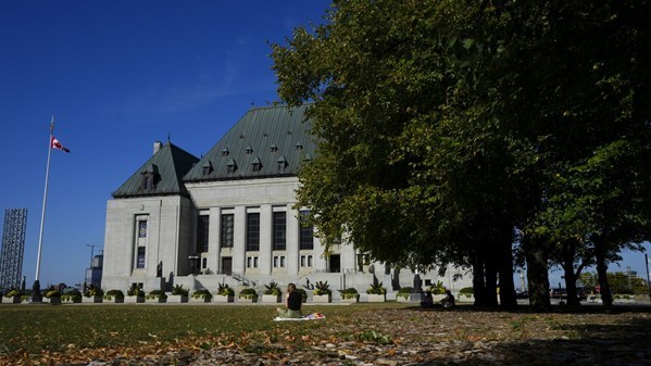 Les peines minimales pour possession de pédopornographie jugées inconstitutionnelles