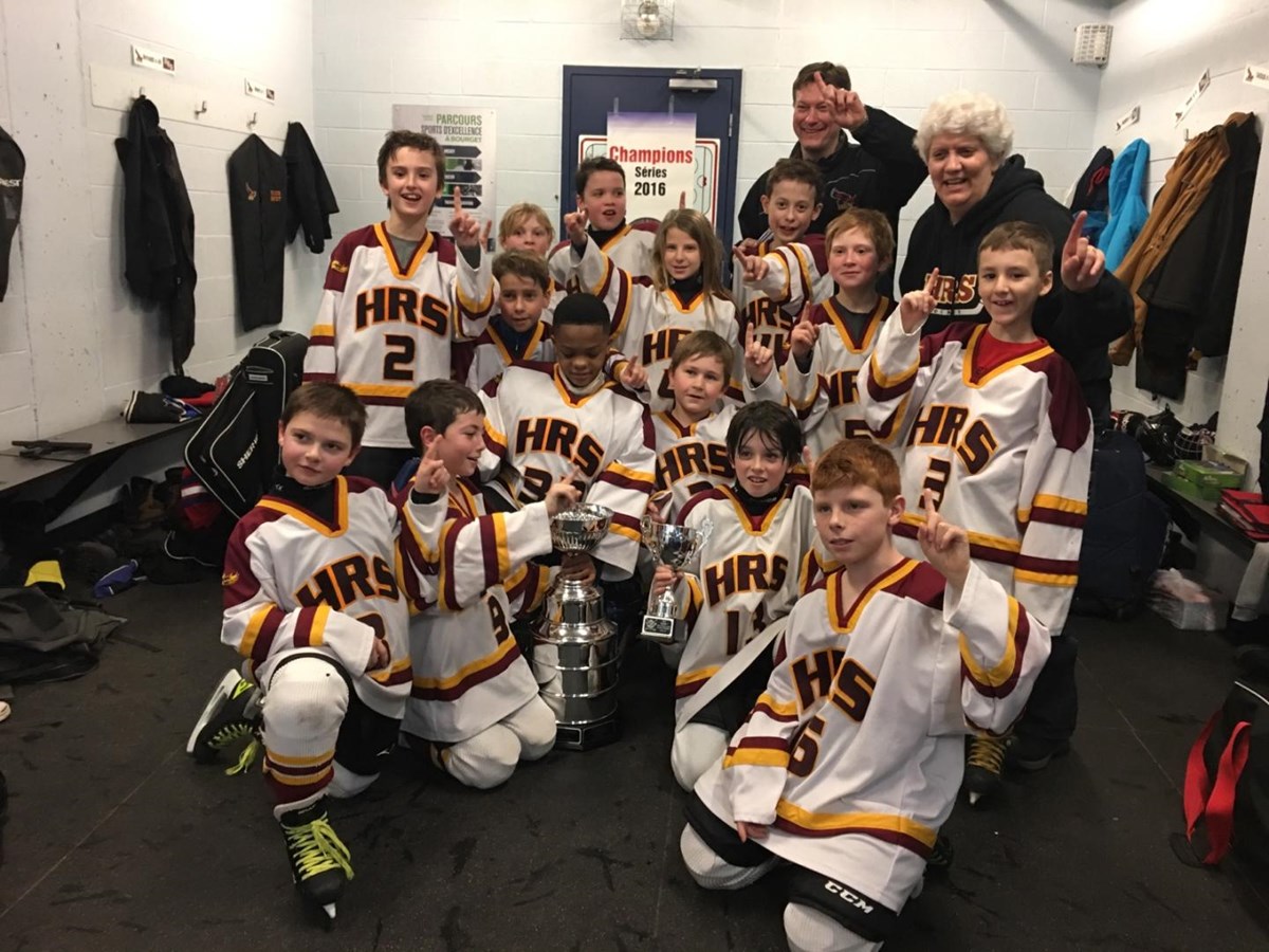 Les Hawks champions!