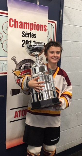 Les Hawks champions!