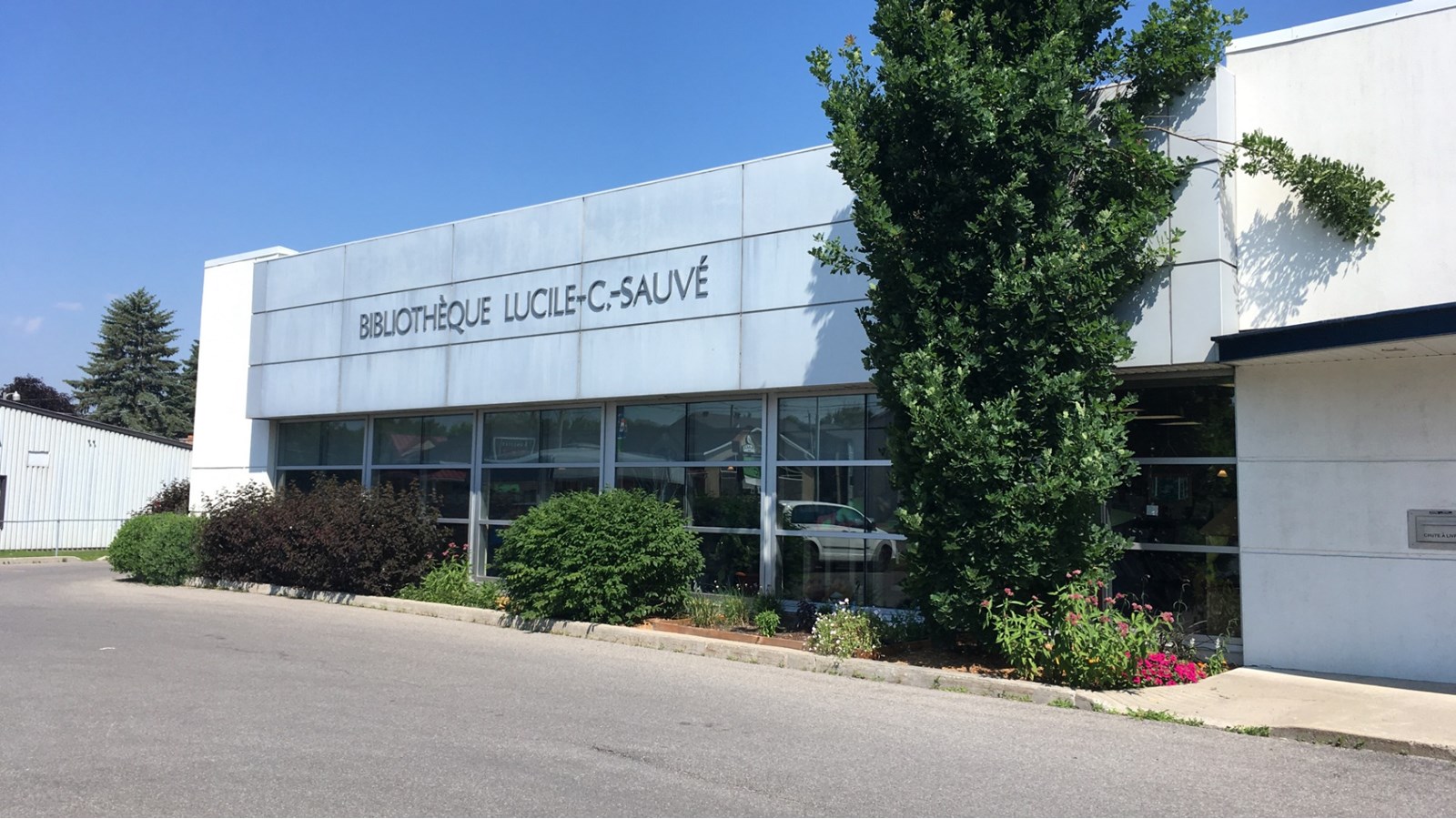La bibliothèque de Les Coteaux est l'une des trois situées dans Vaudreuil-Soulanges qui participent au projet.