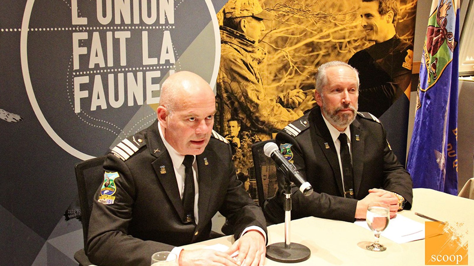 Le commandant à la Direction régionale de la protection de la Faune en Montérégie, Pierre Fortin et le chef de service du bureau de la protection de la faune à Salaberry-de-Valleyfield, Gilles Chiasson ont fait le point sur l'opération 57 plus tôt aujourd'hui.