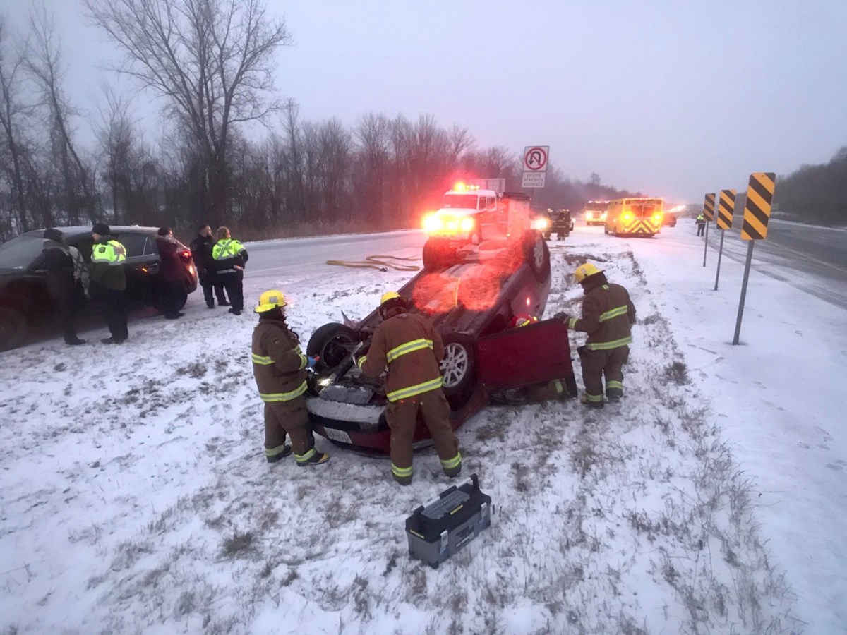 Sorties de route et carambolage sur l'autoroute 20 EST