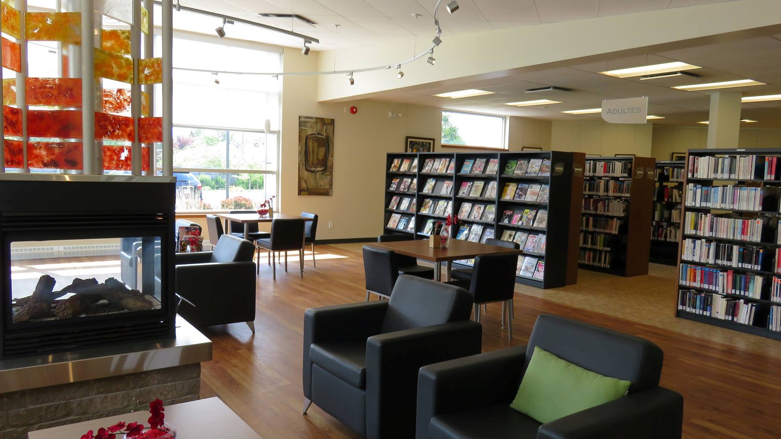 Réouverture graduelle de la mairie et de la bibliothèque à Les Cèdres