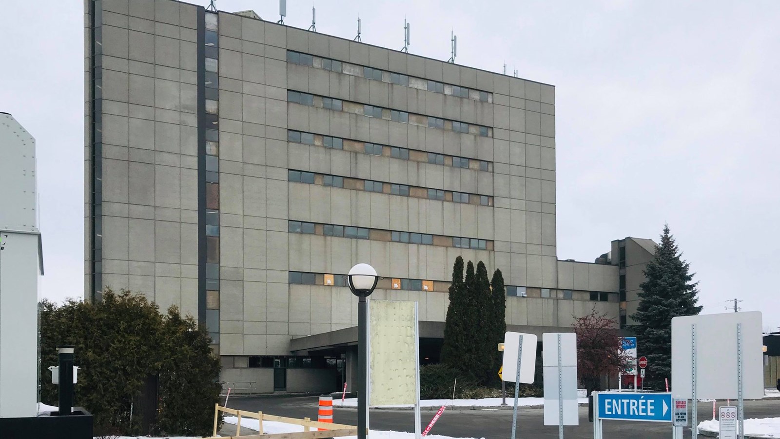 Rappel: visites interdites à l'Hôpital du Suroît