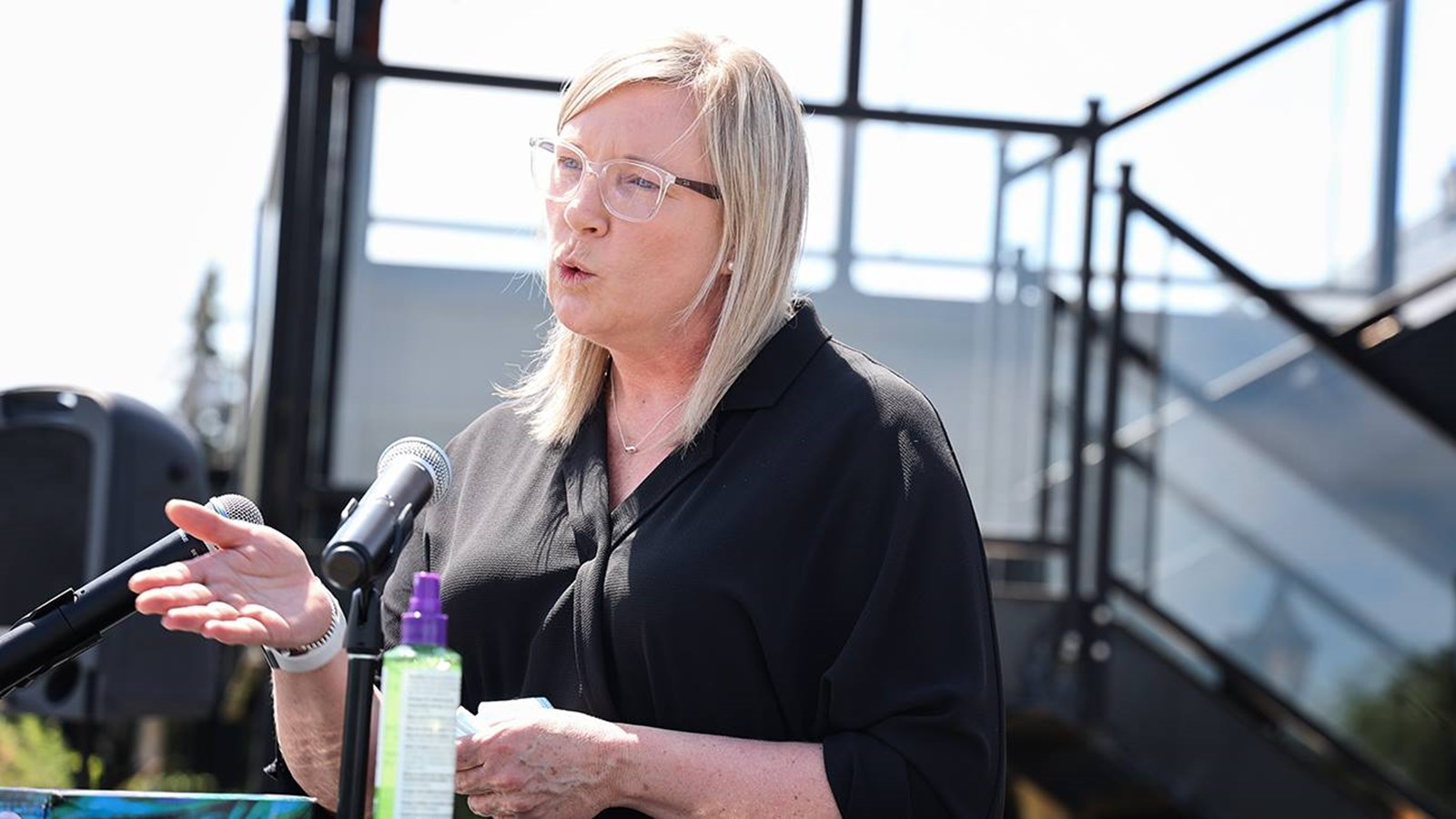 La députée de Vaudreuil, Marie-Claude Nichols a assisté à la cérémonie hommage