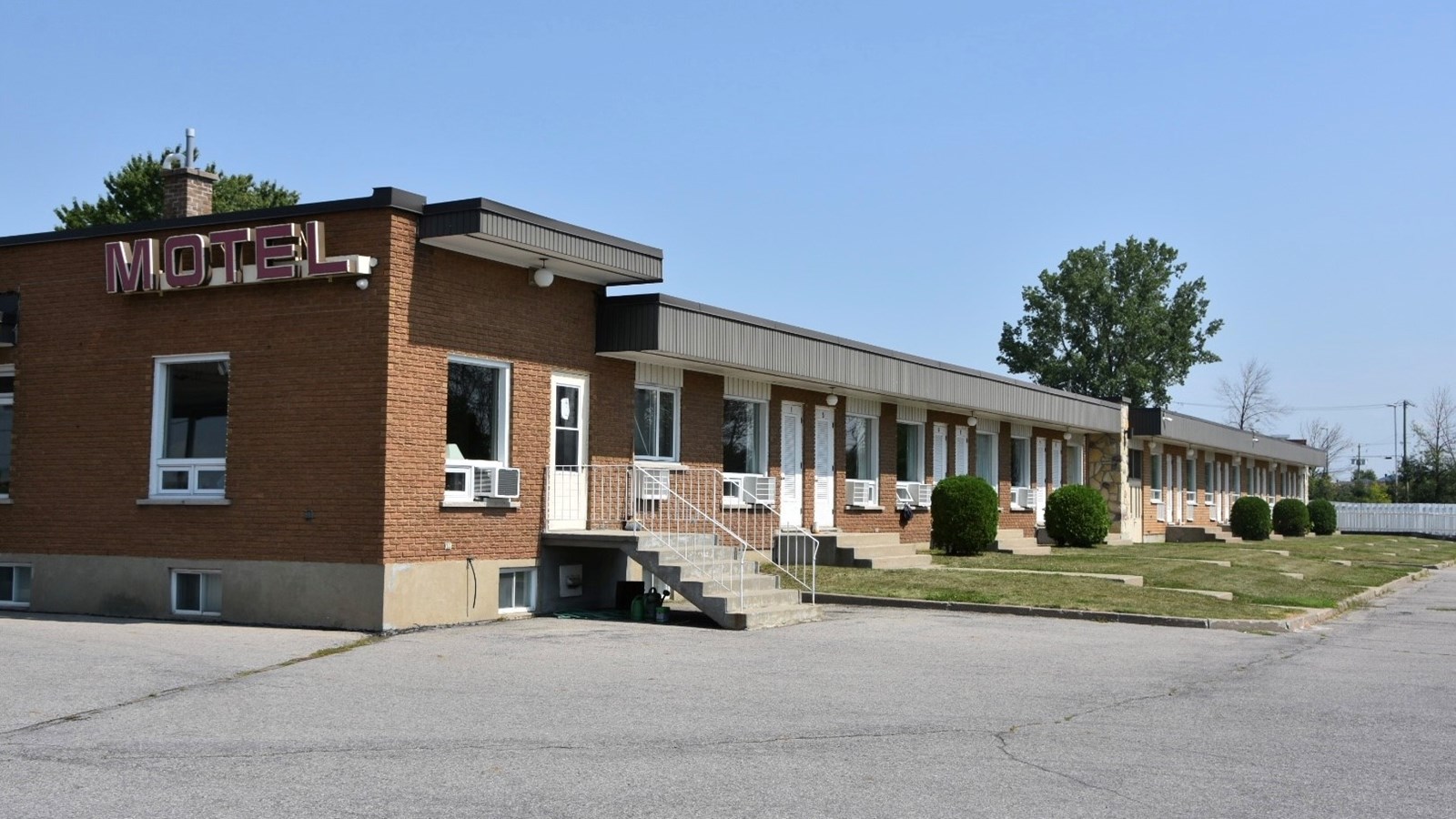 Les motels : des vestiges du passé voués à disparaître dans Vaudreuil-Soulanges