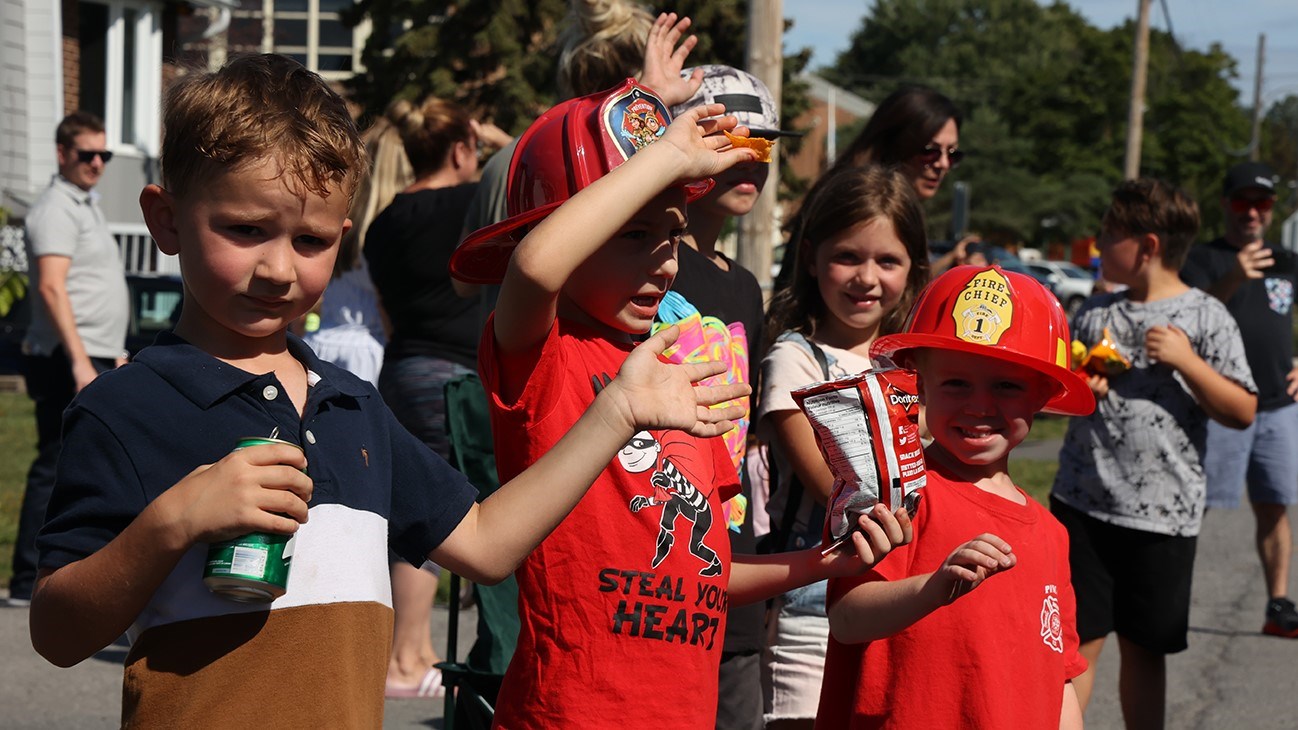 Revoyez en image la parade des pompiers de ce week-end