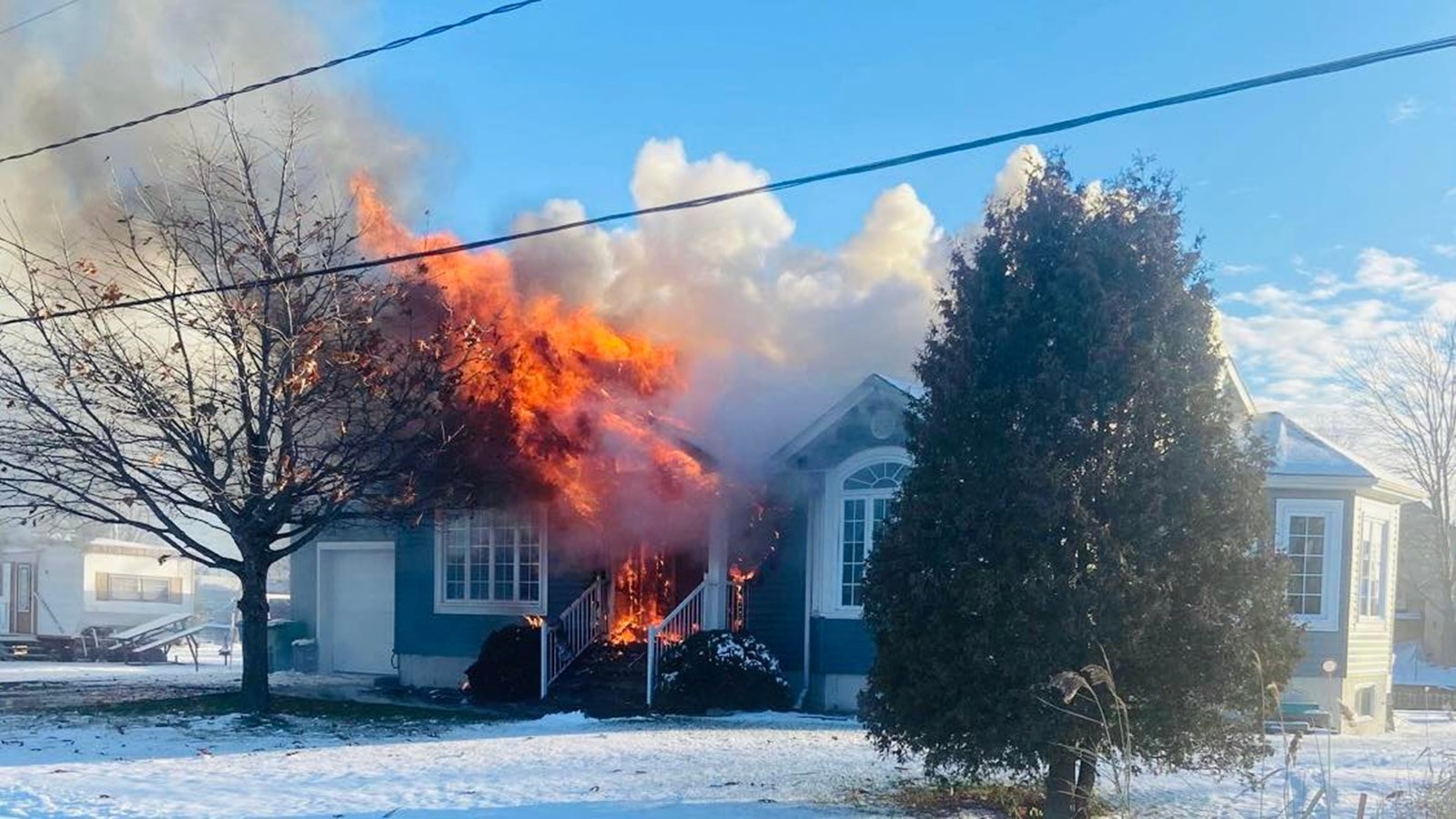 Incendie dans une résidence de Saint-Zotique cet après-midi