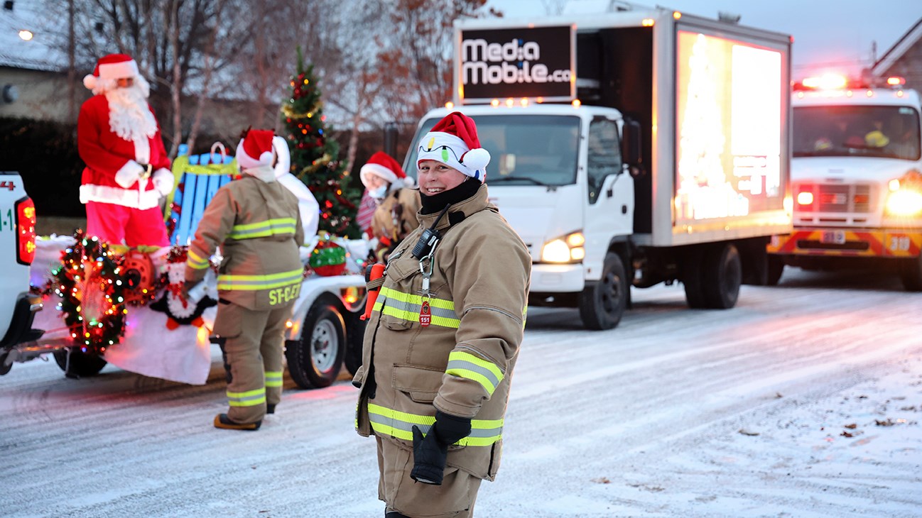 Après Saint-Polycarpe, le père Noël était de passage à Saint-Clet samedi