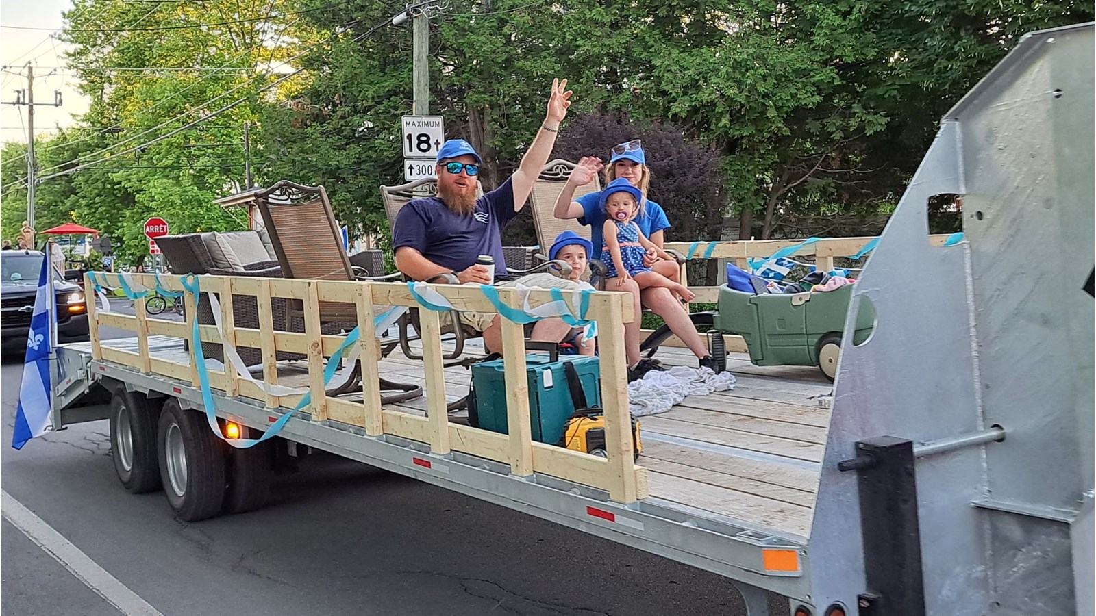Retour en images sur le défilé de la Saint-Jean-Baptiste à Coteau-du-Lac