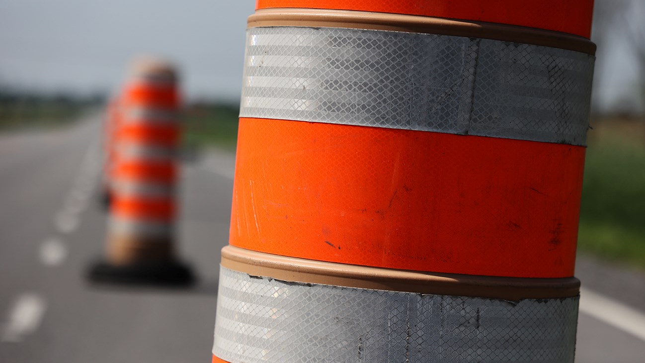 Prolongation des travaux du pont situé au-dessus de la rivière Rouge