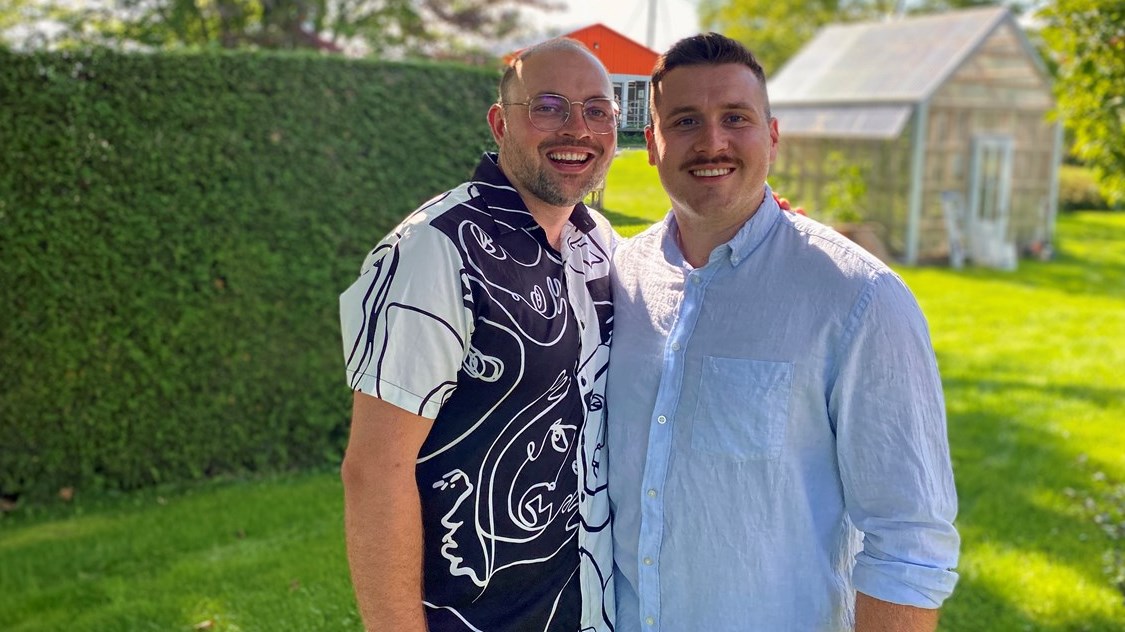 La famille est dans le pré: Alex et David partagent leur quotidien