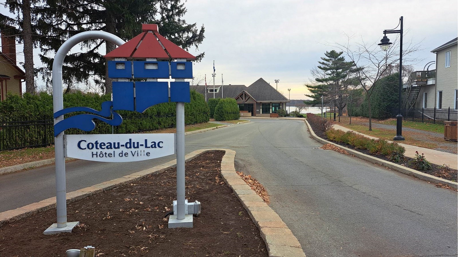 11 novembre 2022 : Coteau-du-Lac: la confiance envers la mairesse est ébranlée
