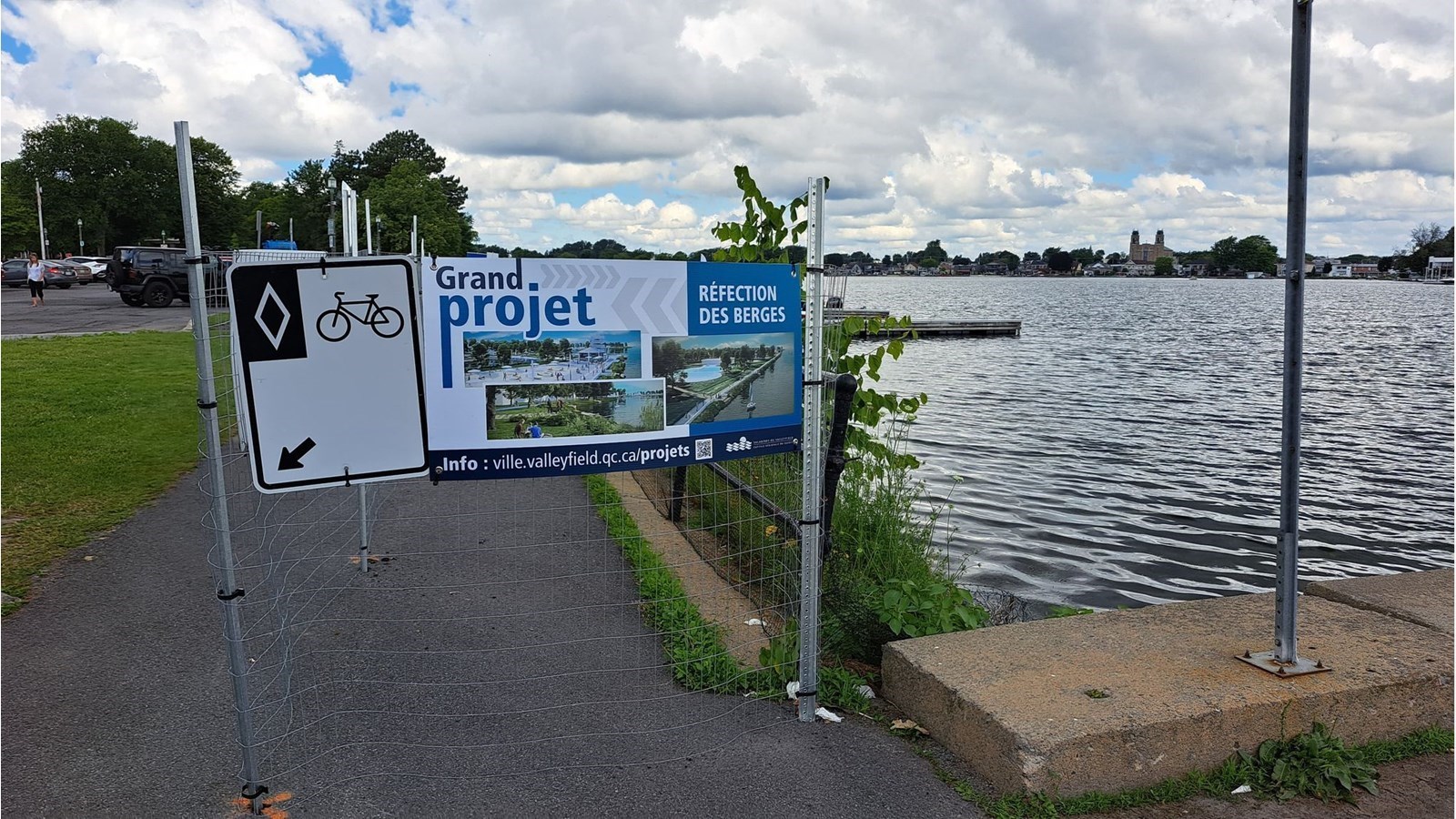 9 septembre 2022 : Stabilisation des berges au parc Sauvé: pas avant 2023