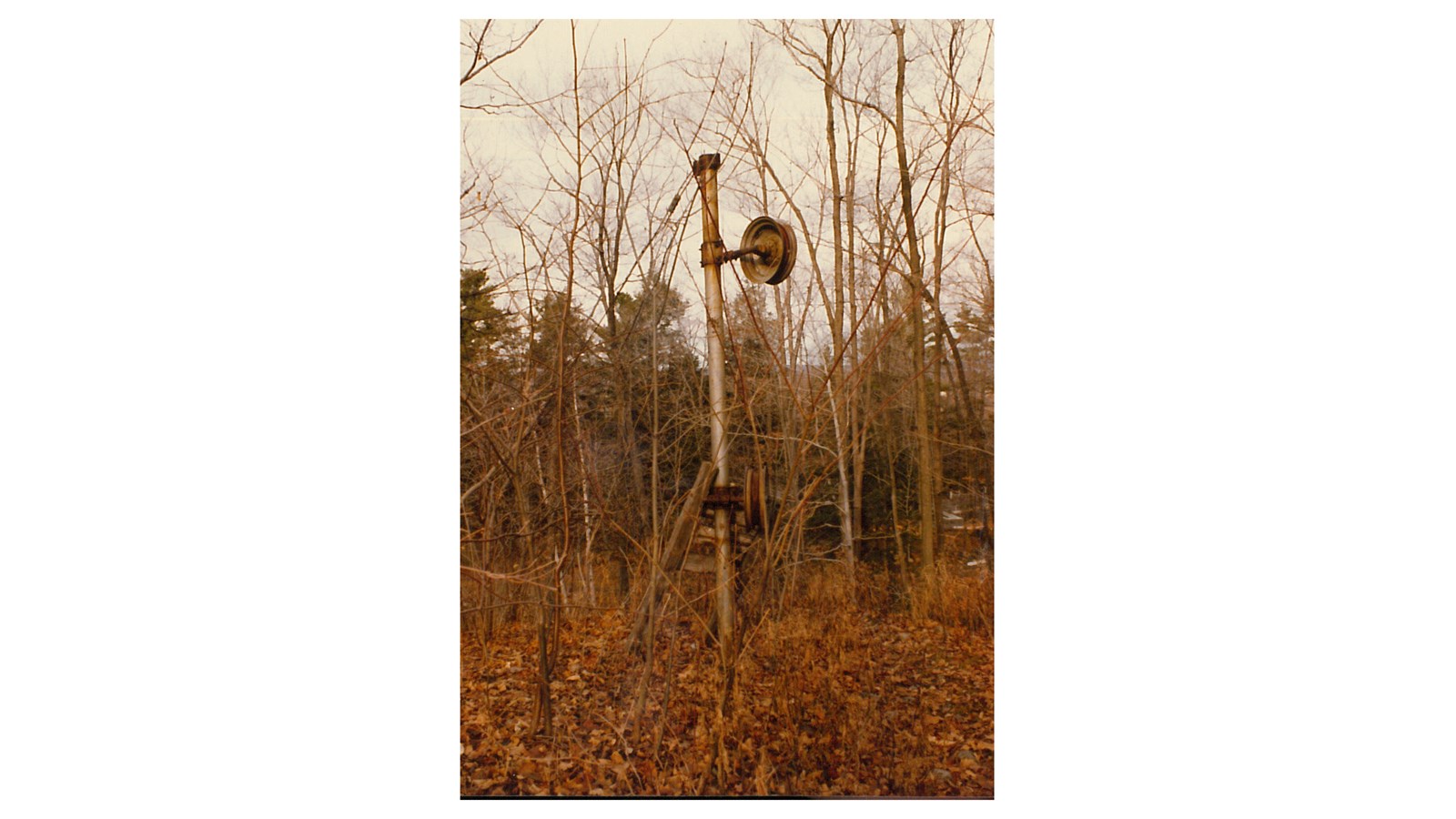 Partie de remonte-pente « Poma-lift » abandonné, 1978.