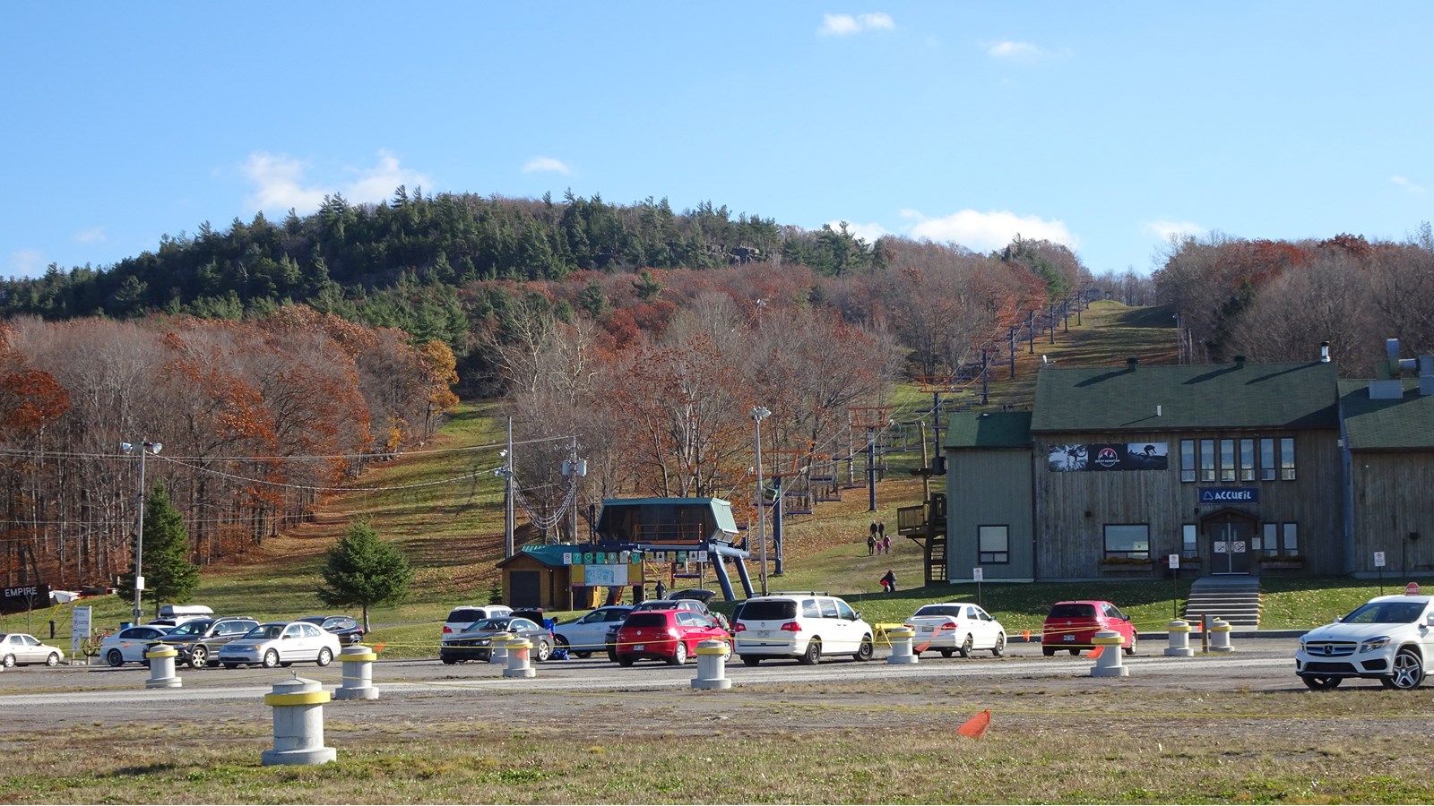 La station de ski du Mont-Rigaud en attente de la neige, 2016