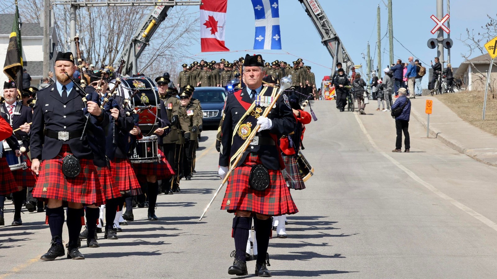 Des policiers de la région participent au dernier hommage à Maureen Breau
