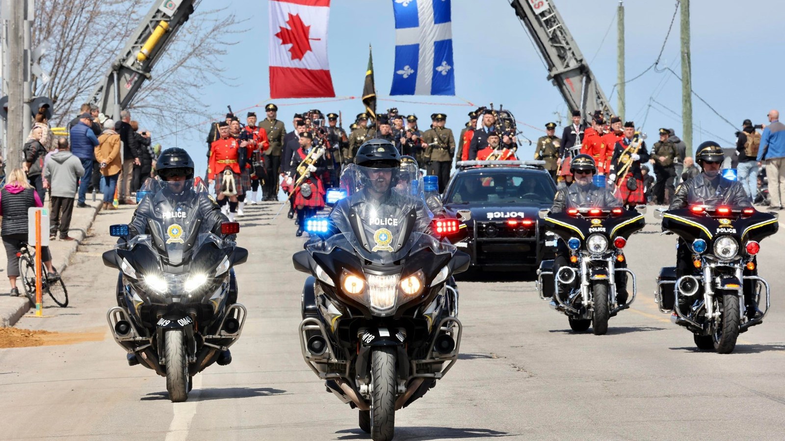 Des policiers de la région participent au dernier hommage à Maureen Breau