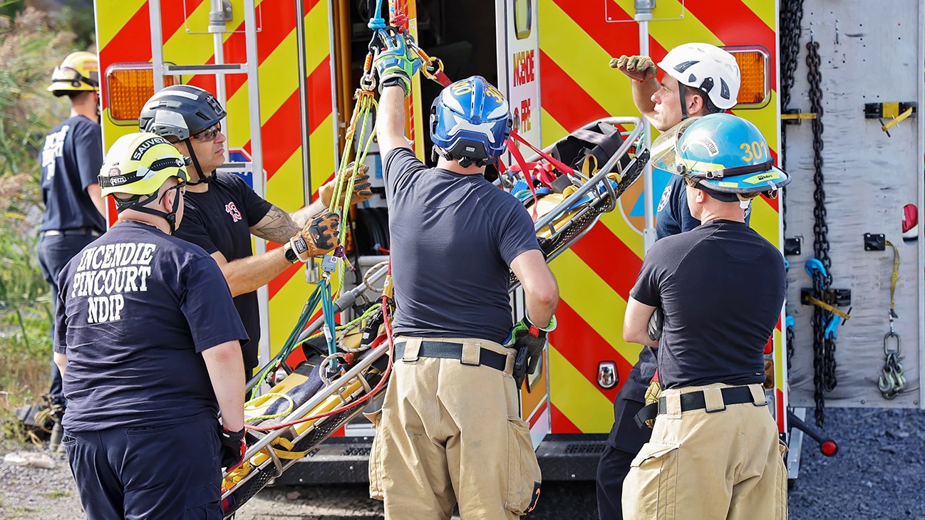 The fire departement Pincourt/ Notre-Dame-de-l'Île-Perrot hosts a unique specialized training course