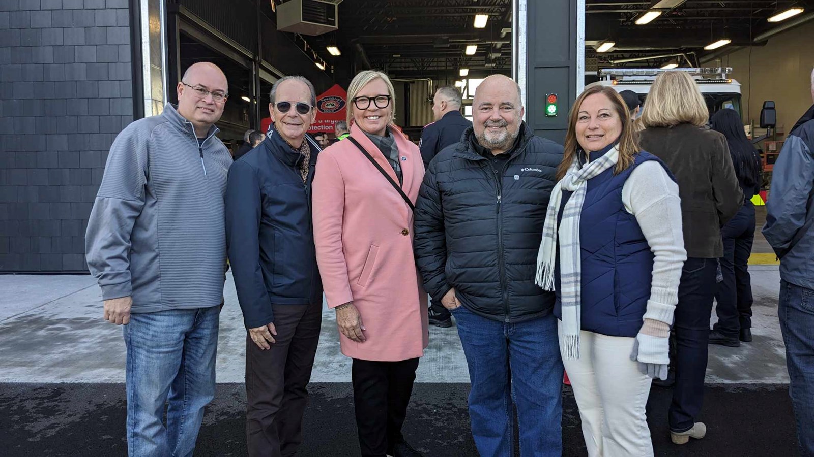 Among the dignitaries present at the press conference were the mayors of L'Île-Perrot, Terrasse-Vaudreuil and Pincourt, Pierre Séguin, Michel Bourdeau and Claude Comeau respectively.Vaudreuil MNA Marie-Claude Nichols was also present for the occasion