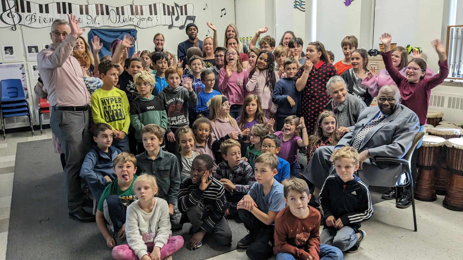 L'école Saint-Eugène reçoit la légende vivante du jazz Oliver Jones