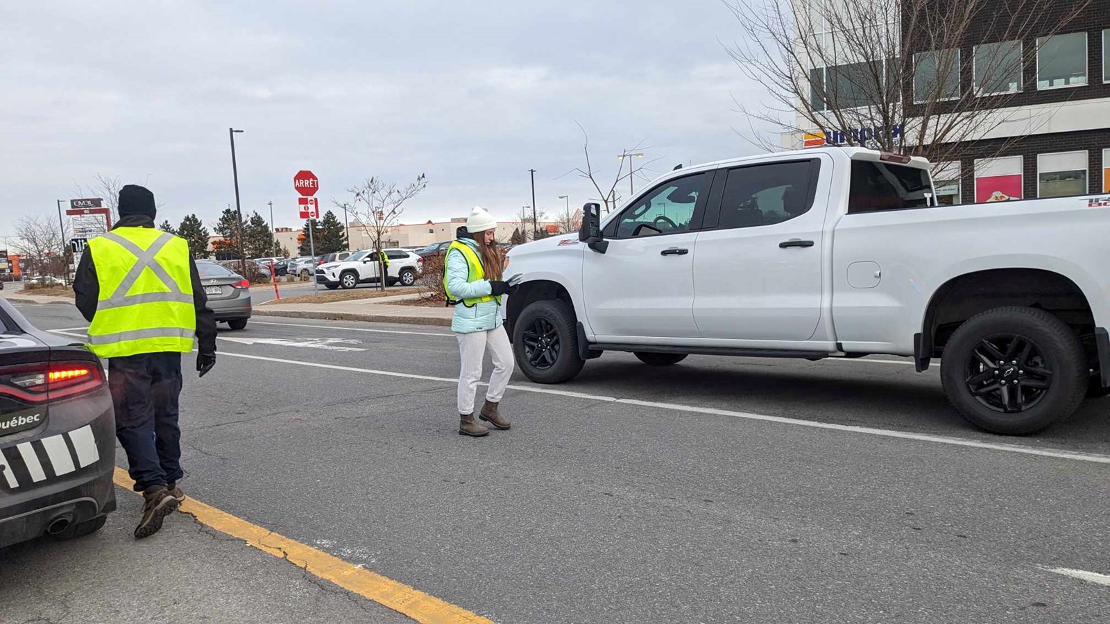 Violence entre partenaires intimes: la SQ sensibilise la population à Vaudreuil-Dorion